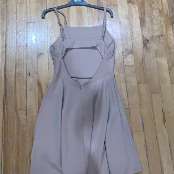 Dress - Picture 2 of 2